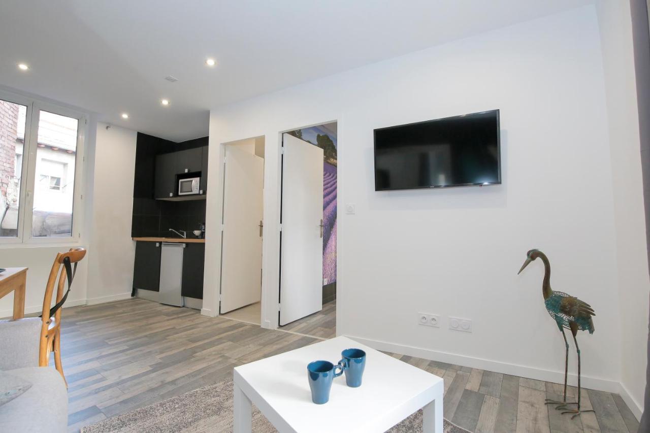 Les Champs, T2 Hypercentre Chic Et Cosy Wifi Par Sovalfi Apartman Saint-Etienne  Kültér fotó