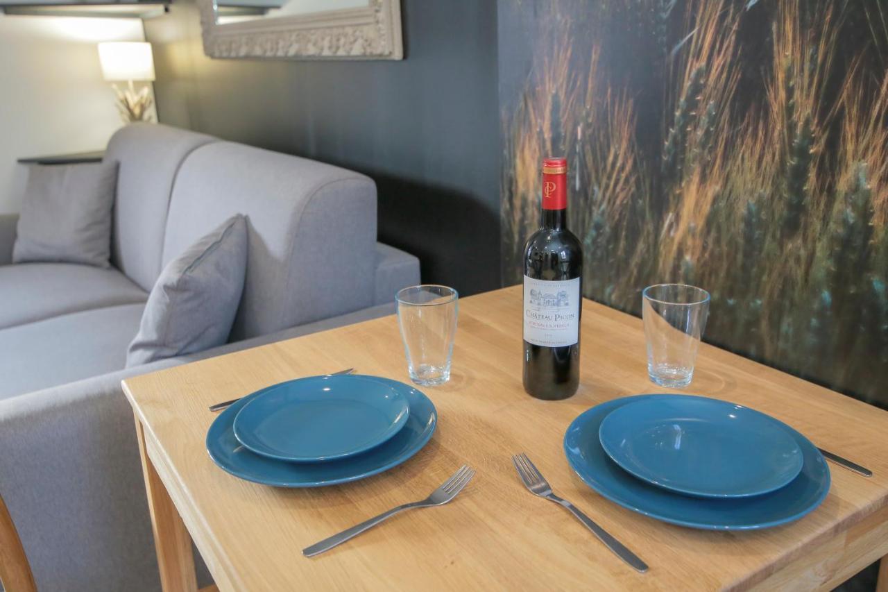Les Champs, T2 Hypercentre Chic Et Cosy Wifi Par Sovalfi Apartman Saint-Etienne  Kültér fotó