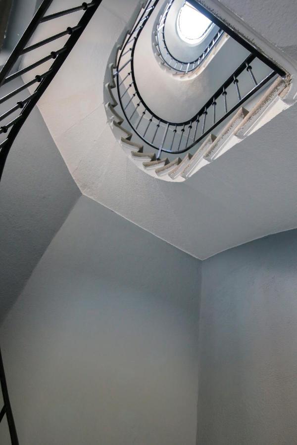 Les Champs, T2 Hypercentre Chic Et Cosy Wifi Par Sovalfi Apartman Saint-Etienne  Kültér fotó